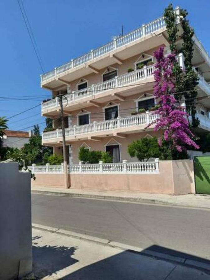 Vila Lika Durres Exterior photo